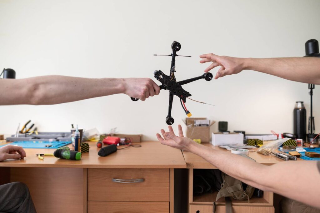 Engineering course “Folks FPV”